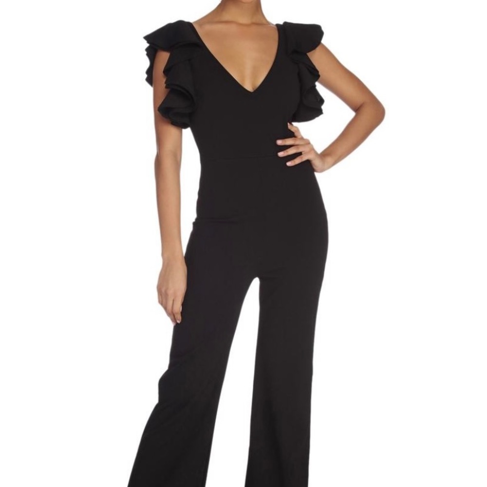NWT‼️Black jumpsuit with ruffled sleeves